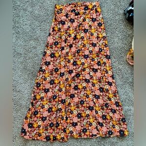 Size M Altr’d State maxi skirt